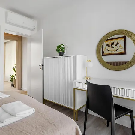 Luksusowy Apartament Very Berry W Poznaniu Z Trzema Sypialniami By Noclegi Renters Eksteriør bilde