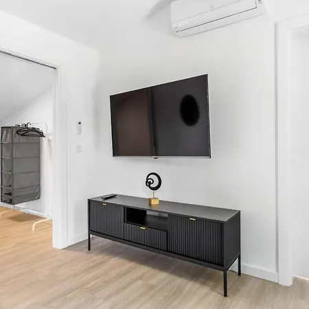 Luksusowy Apartament Very Berry W Poznaniu Z Trzema Sypialniami By Noclegi Renters Eksteriør bilde