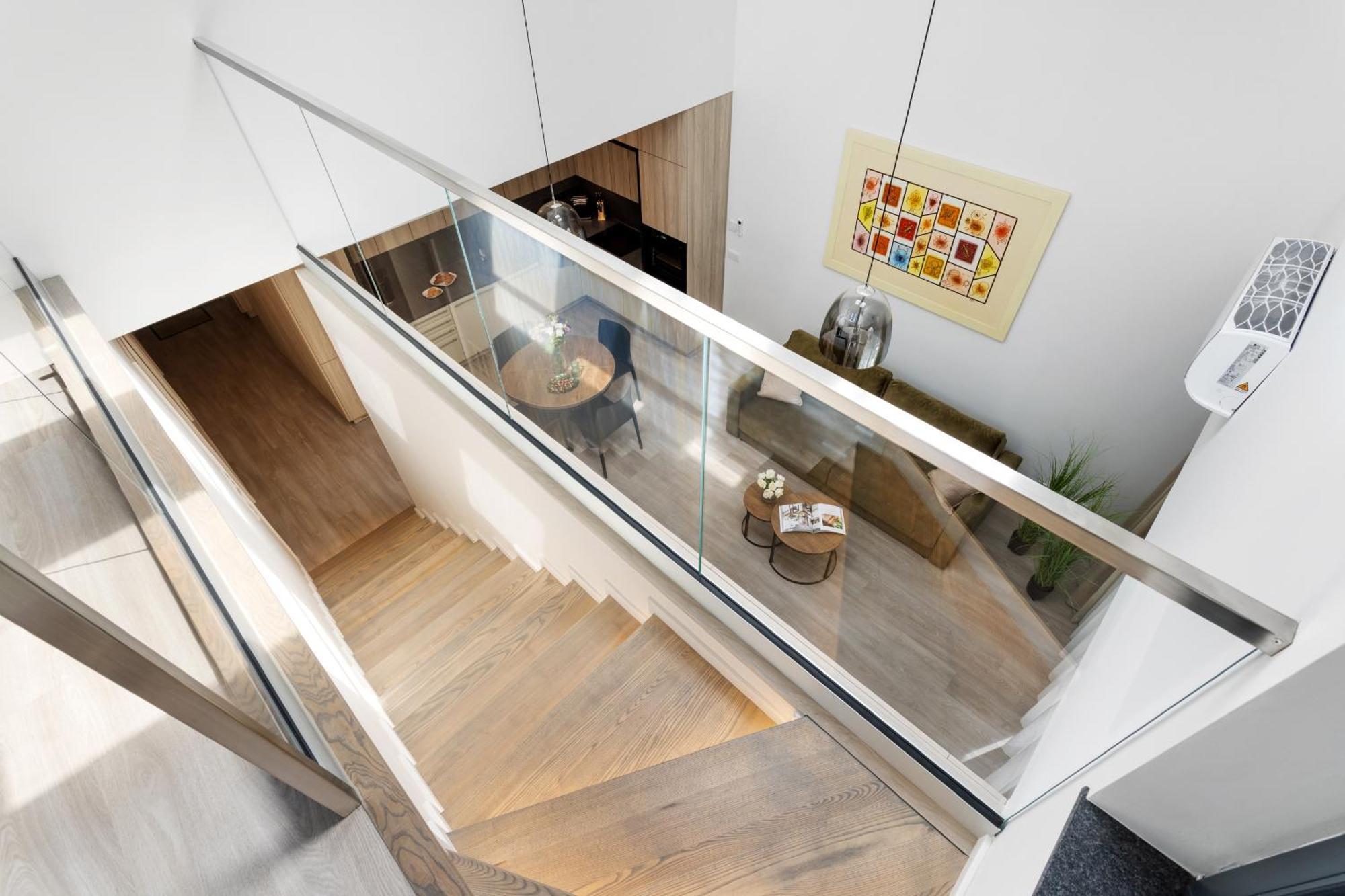 Luksusowy Very Berry W Poznaniu Z Trzema Sypialniami By Renters Apartment Poznan